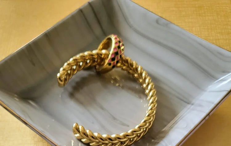 Ladies Jewelry